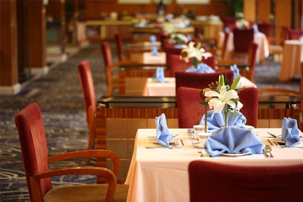 Cypress Hotel Jin Jiang Shanghai Bagian luar foto