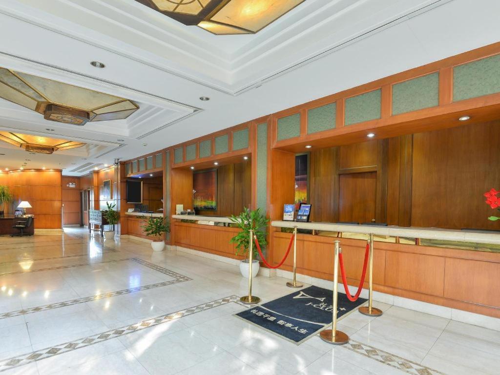 Cypress Hotel Jin Jiang Shanghai Bagian luar foto